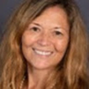 Meet your Posher, Cynthia